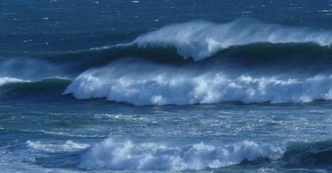 waves photo